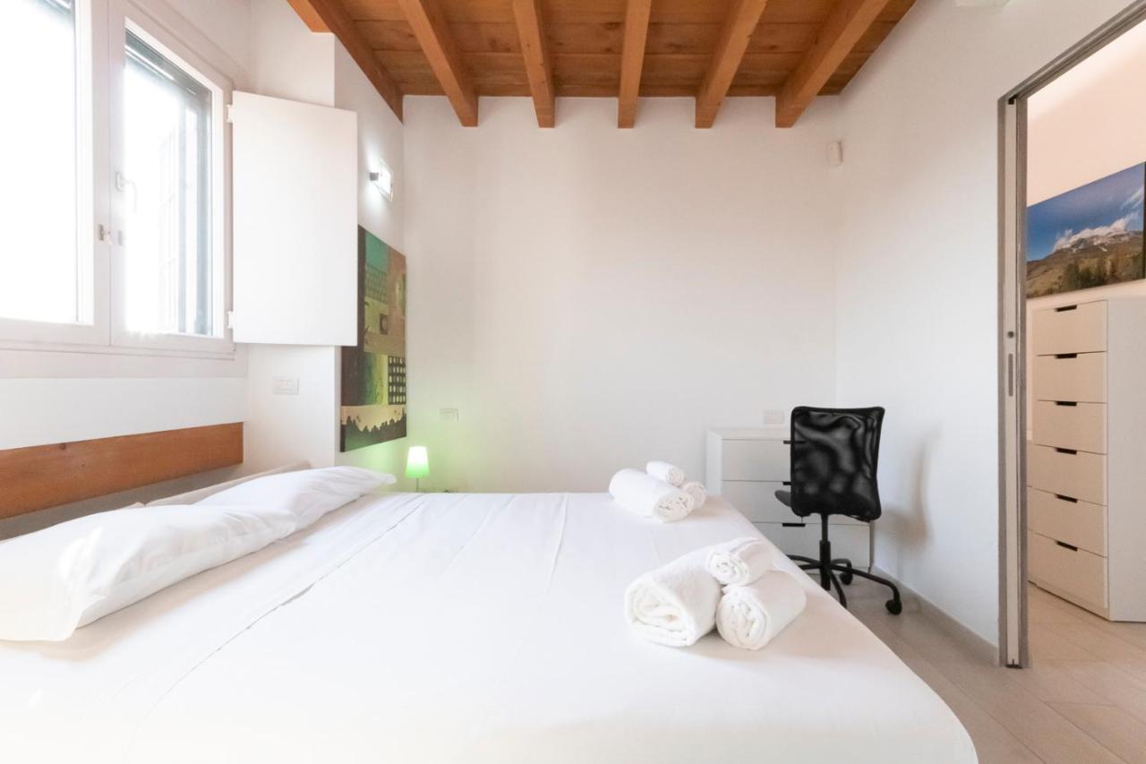 Apartament Mansarda Cola Mediolan Zewnętrze zdjęcie