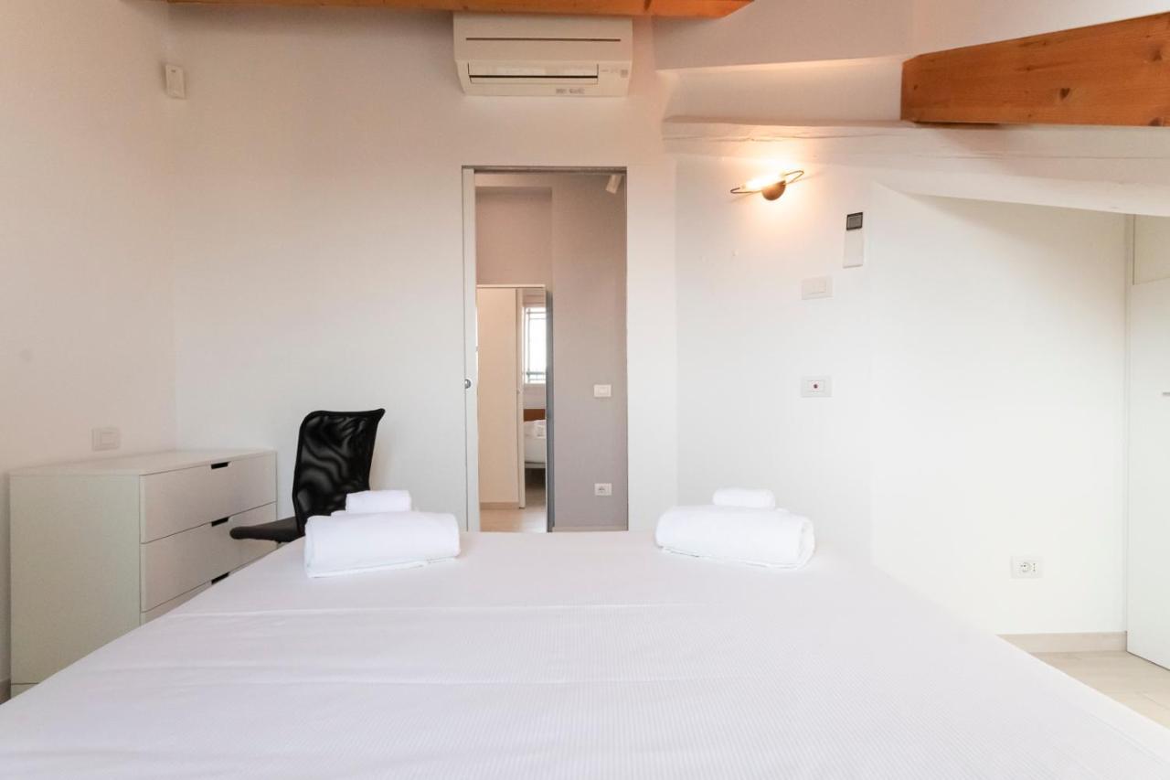 Apartament Mansarda Cola Mediolan Zewnętrze zdjęcie